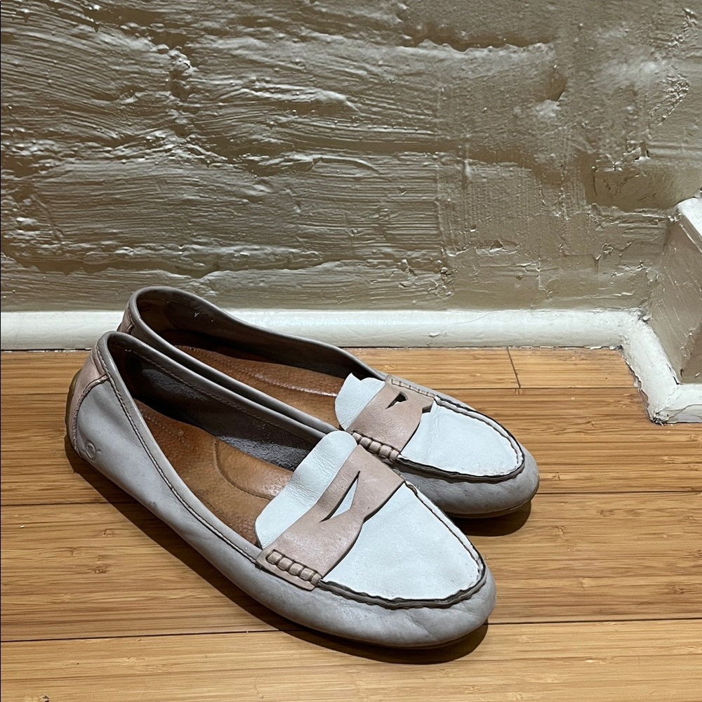 Born Women's Tan and Cream Loafers